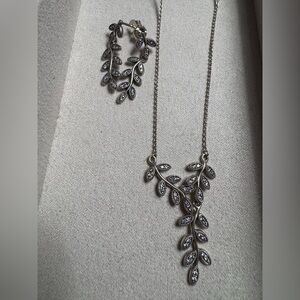 PANDORA ALE Sparkling Leaves Earrings & Necklace Set – Sterling Silver